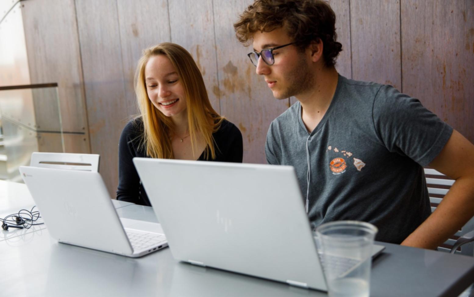 Interface de suivi budgétaire sur tablette