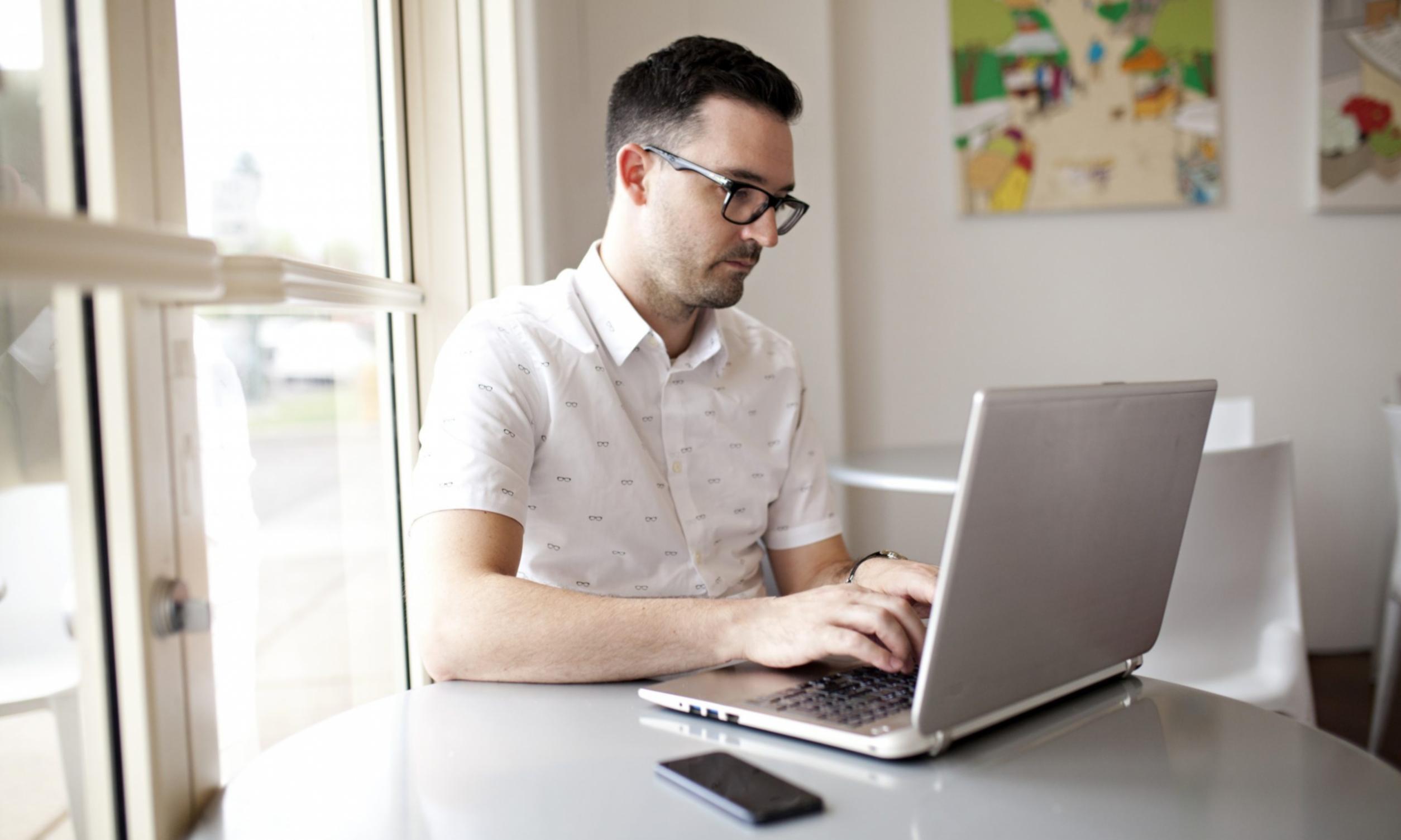 Séance de formation en gestion budgétaire pour équipes professionnelles